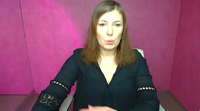 Snapshot of Lissmilf chatting on 01.05.25 Lissmilf online show from 01.05.25