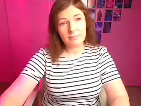 Snapshot of Lissmilf chatting on 11.05.25 Lissmilf online show from 11.05.25