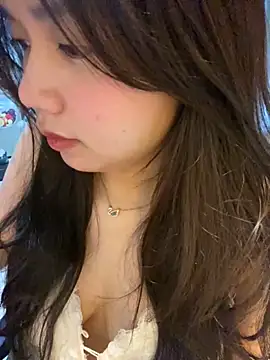 Hotellinh12 online show from 11.04.25