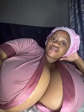 Chubbykarisma27 online show from 12.15.25