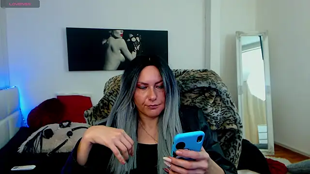 EvelynQueenn online show from 01.11.25