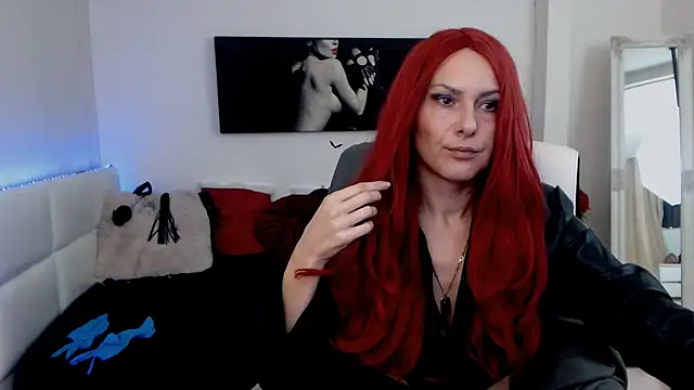 EvelynQueenn online show from 01.13.25