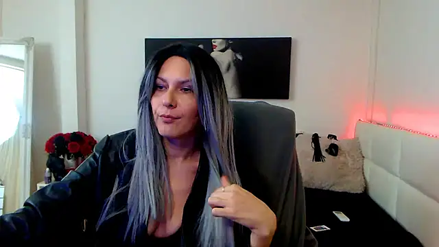EvelynQueenn online show from 01.20.25