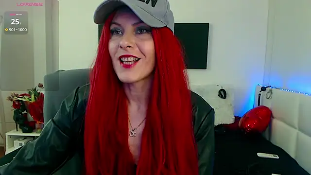 EvelynQueenn online show from 03.14.25