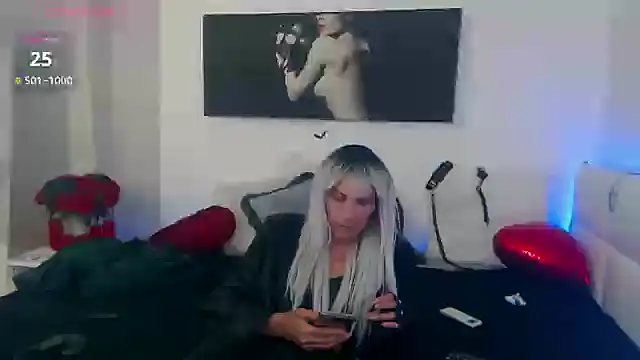 EvelynQueenn online show from 09.14.25