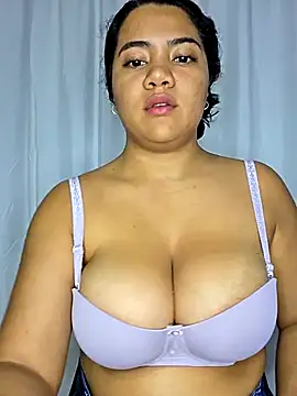 Snapshot of Watagatapitusberry1 chatting on 10.20.25 Watagatapitusberry1 online show from 10.20.25