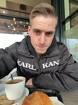 Cookieboy88 online show from 04.17.26