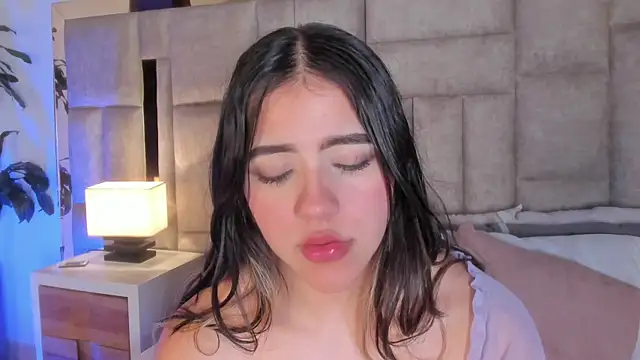 SofiScott  online show from 03.13.25