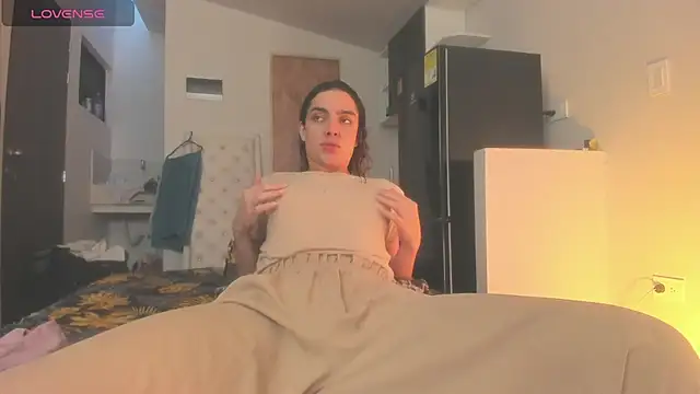 mariiahneedles online show from 06.26.26