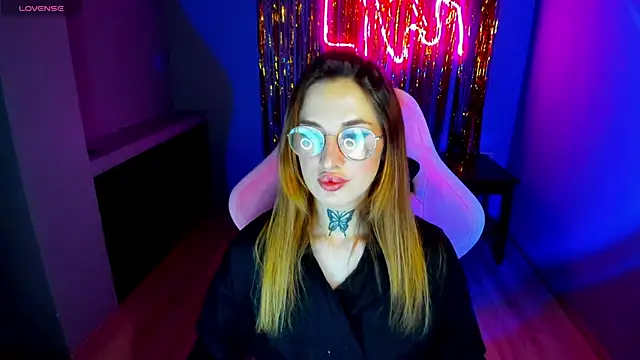 Snapshot of your_tora chatting on 12.13.24 your tora online show from 12.13.24