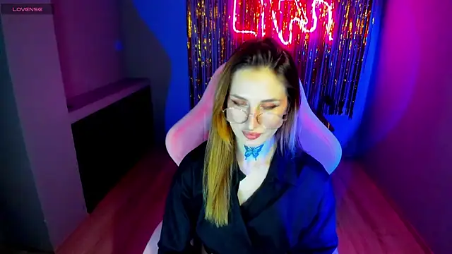 Snapshot of your_tora chatting on 12.14.24 your tora online show from 12.14.24