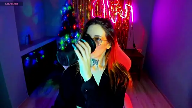 Snapshot of your_tora chatting on 12.26.24 your tora online show from 12.26.24