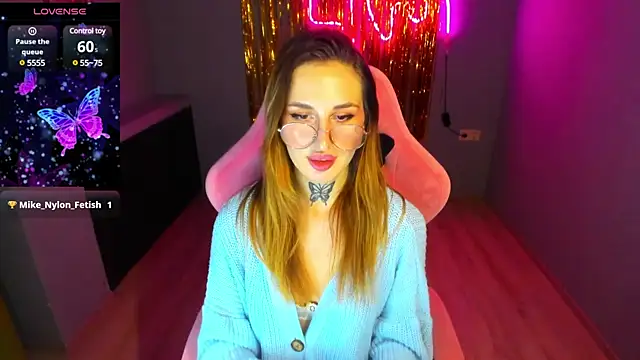 Snapshot of your_tora chatting on 01.24.25 your tora online show from 01.24.25