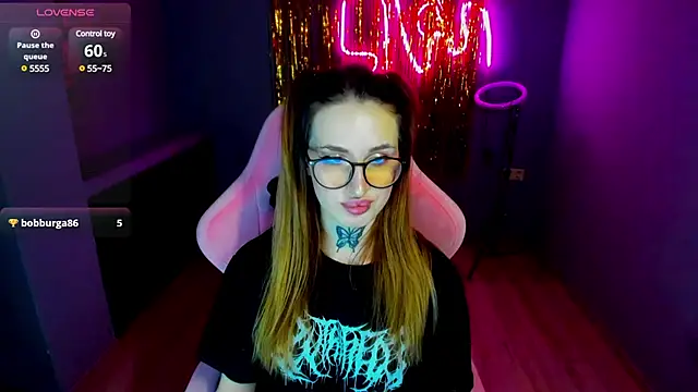 Snapshot of your_tora chatting on 02.17.25 your tora online show from 02.17.25