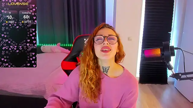 Snapshot of your_tora chatting on 09.23.25 your tora online show from 09.23.25