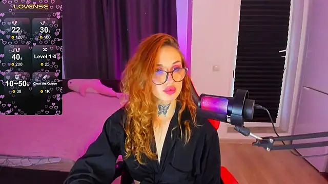 Snapshot of your_tora chatting on 10.14.25 your tora online show from 10.14.25