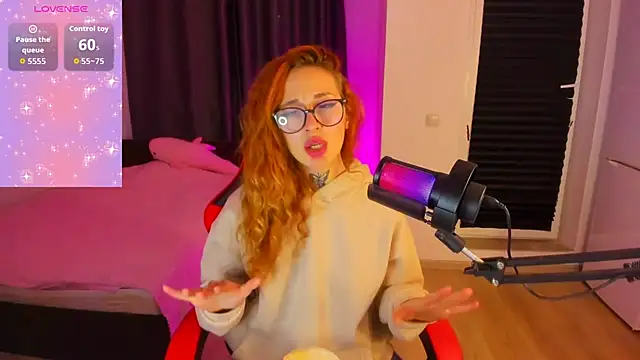 Snapshot of your_tora chatting on 10.20.25 your tora online show from 10.20.25