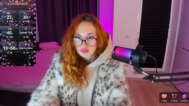 Snapshot of your_tora chatting on 10.21.25 your tora online show from 10.21.25