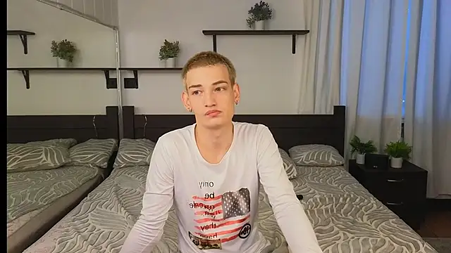 Nick Win online show from 09.27.25