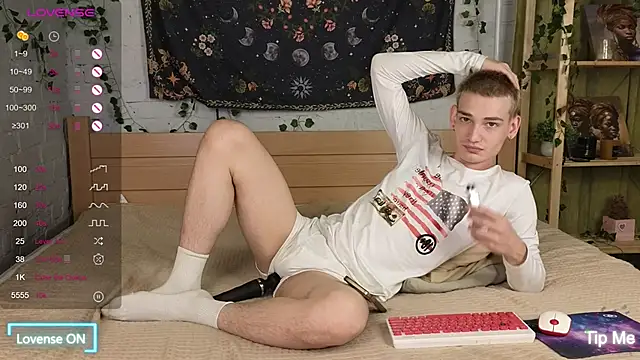 Nick Win online show from 10.04.25