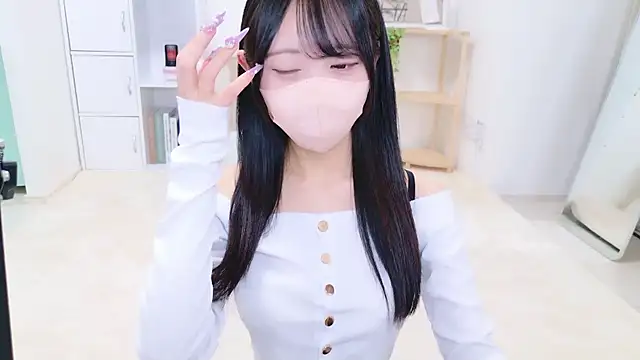 Suzu ch xx online show from 09.29.25