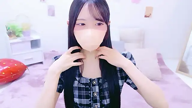 Snapshot of Suzu_ch_xx chatting on 05.24.26 Suzu ch xx online show from 05.24.26