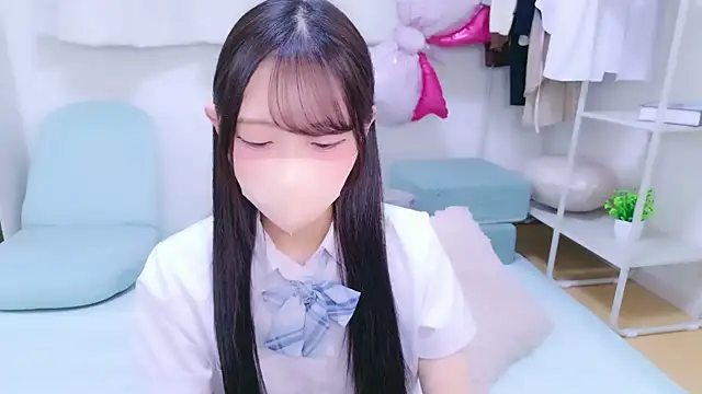 Snapshot of Suzu_ch_xx chatting on 06.30.26 Suzu ch xx online show from 06.30.26