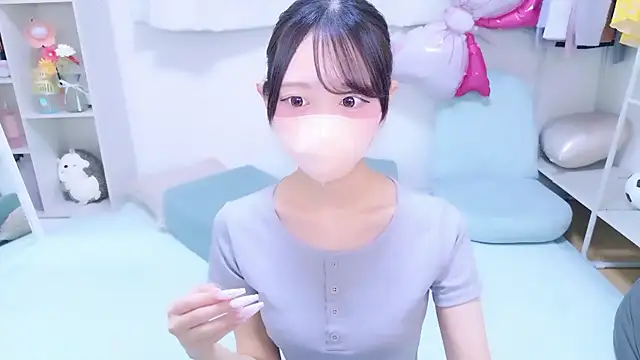Snapshot of Suzu_ch_xx chatting on 07.19.26 Suzu ch xx online show from 07.19.26