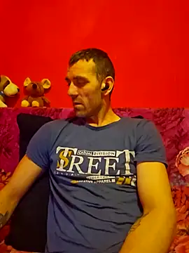 Aian09 online show from 02.15.25