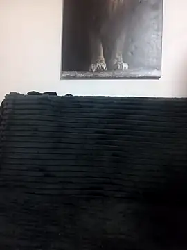 Aian09 online show from 04.14.26