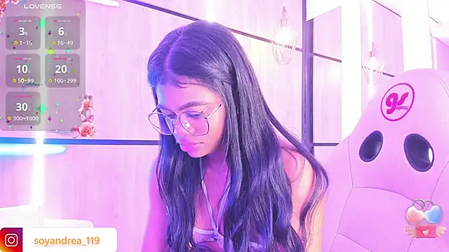 julianna smith  online show from 01.08.25