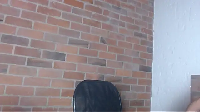 salome  hills1 online show from 02.10.25