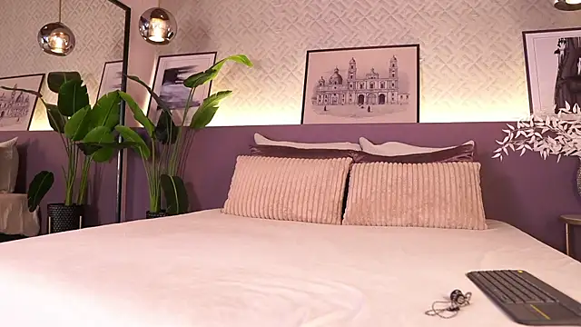 IzzyWild online show from 02.11.26