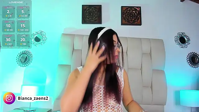 Snapshot of Bianca_zaens2 chatting on 12.03.24 Bianca zaens2 online show from 12.03.24