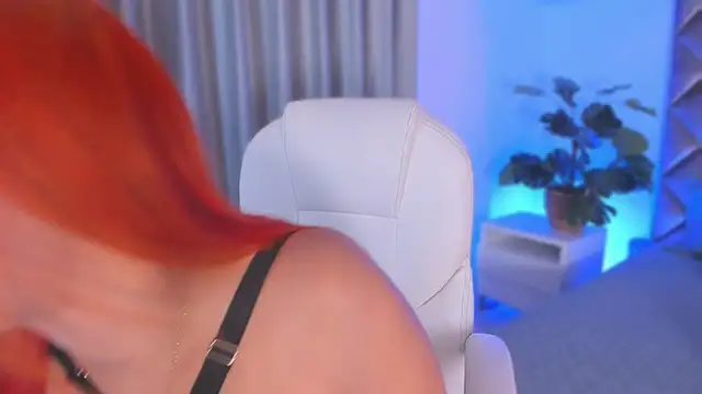 Crazyorange  online show from 11.17.25