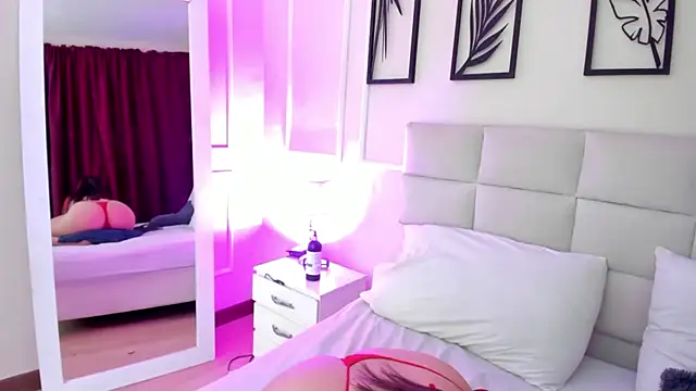 Alisa  walker online show from 12.28.24