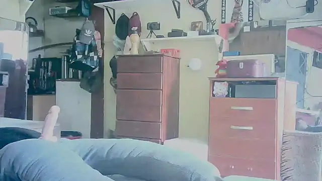 Snapshot of mybodyarg chatting on 10.12.25 mybodyarg online show from 10.12.25