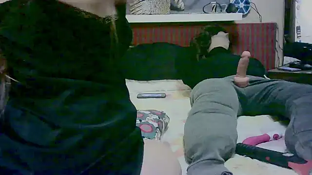 Snapshot of mybodyarg chatting on 11.03.25 mybodyarg online show from 11.03.25