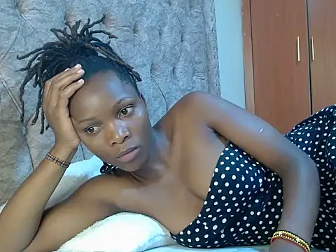 Naughty Girl17 online show from 02.13.25