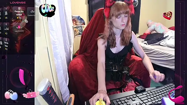 Rosieneko online show from 10.29.25