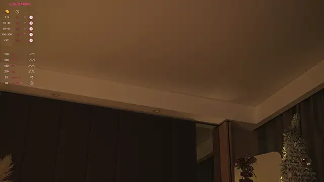 LinaKinky online show from 01.04.25