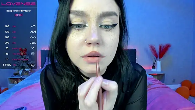 SophiaRyder online show from 12.21.24