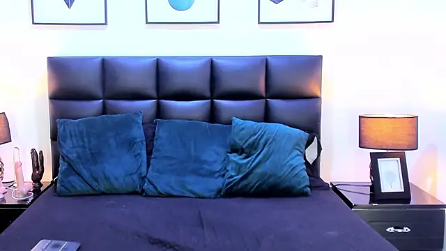 TaraCarson online show from 03.09.25