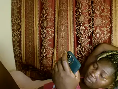 Snapshot of Sexxy_pretty24 chatting on 02.08.25 Sexxy pretty24 online show from 02.08.25