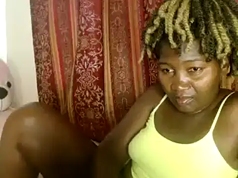 Snapshot of Sexxy_pretty24 chatting on 02.10.25 Sexxy pretty24 online show from 02.10.25