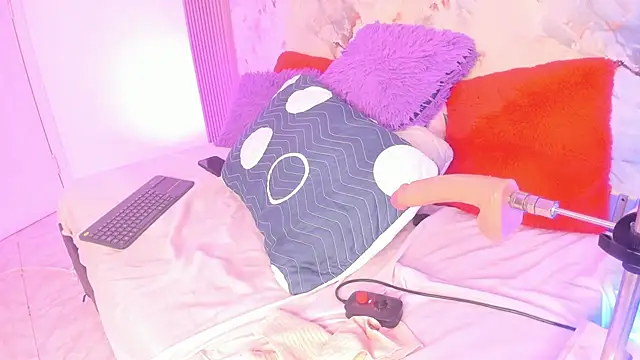 Snapshot of Esmeralda_Duarte chatting on 03.22.25 Esmeralda Duarte online show from 03.22.25