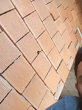 Kurtsikicixh online show from 10.16.25