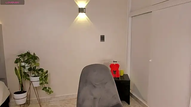  Miss Kimm online show from 01.30.25