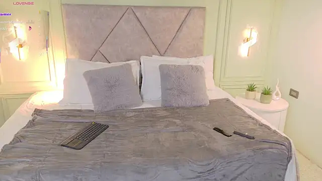  Miss Kimm online show from 02.11.26