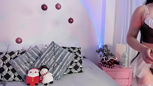 Snapshot of Grace_Duppon chatting on 12.24.24 Grace Duppon online show from 12.24.24